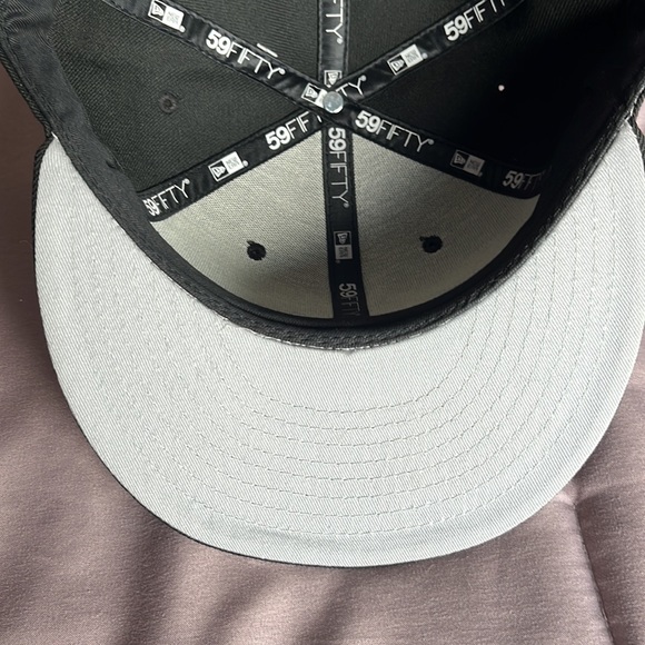 New Era 59FIFTY Carolina Panthers Hat - Picture 4 of 8